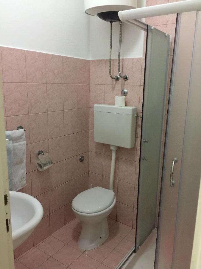 Anita Guest House Tivat Luaran gambar