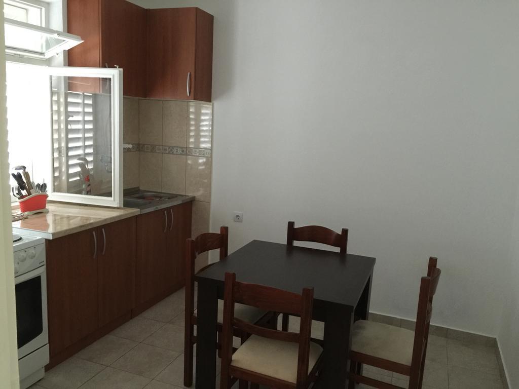 Anita Guest House Tivat Bilik gambar