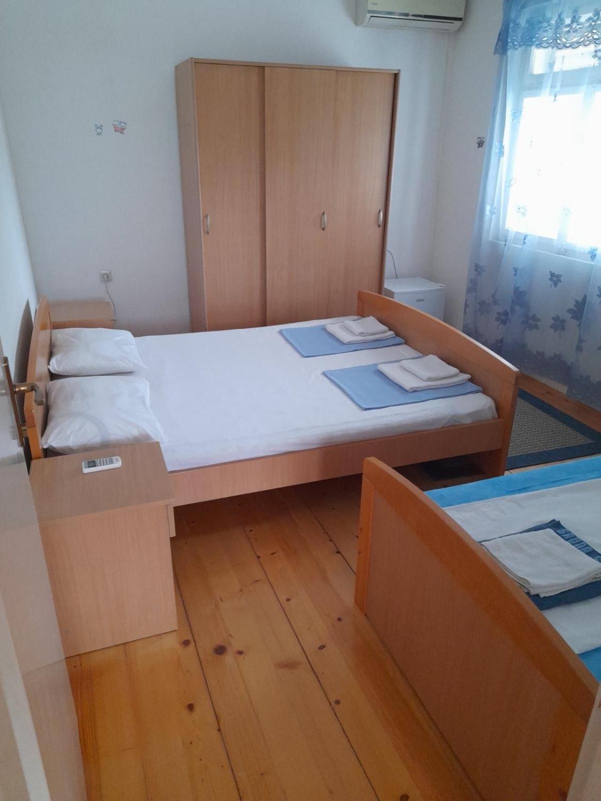 Anita Guest House Tivat Luaran gambar