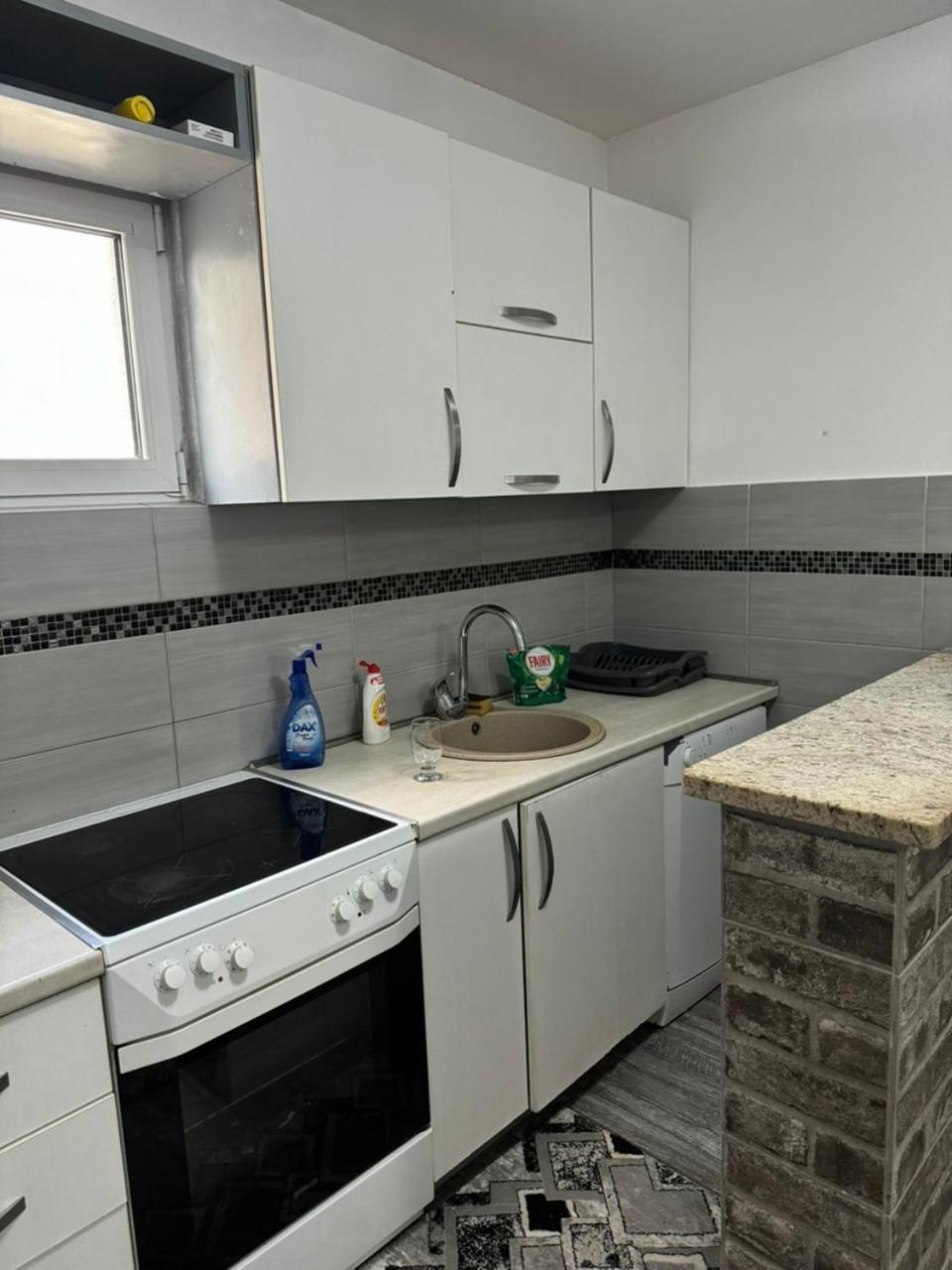 Anita Guest House Tivat Luaran gambar